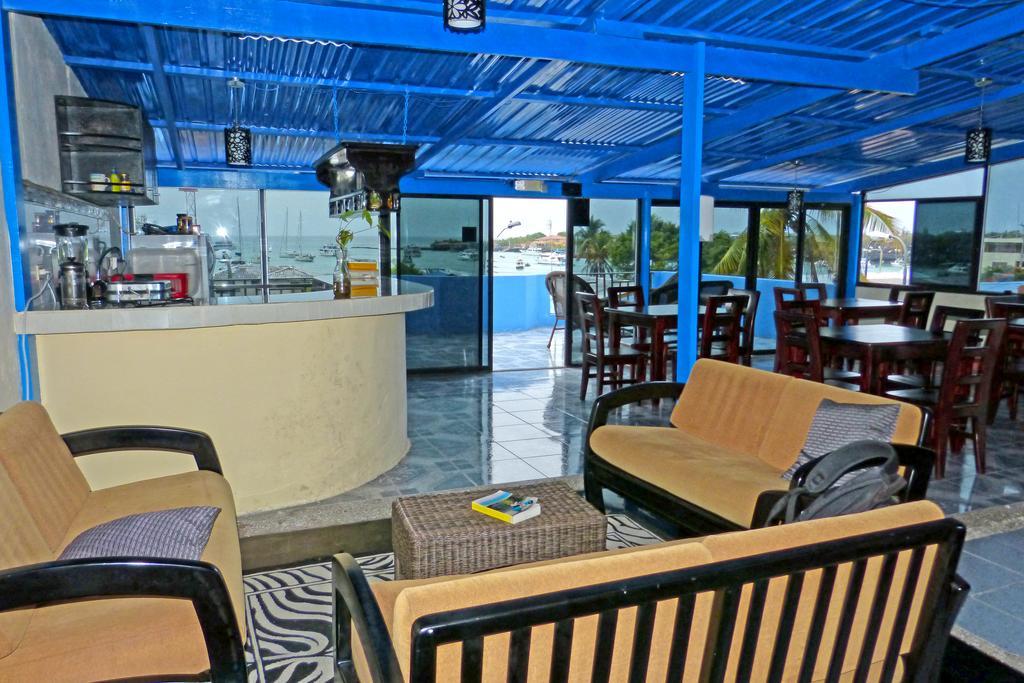 Hostal Cormorant Flightless Puerto Ayora (Galapagos Islands) Buitenkant foto