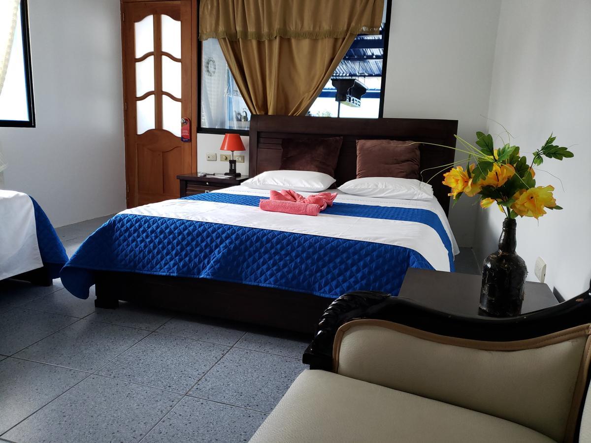 Hostal Cormorant Flightless Puerto Ayora (Galapagos Islands) Buitenkant foto