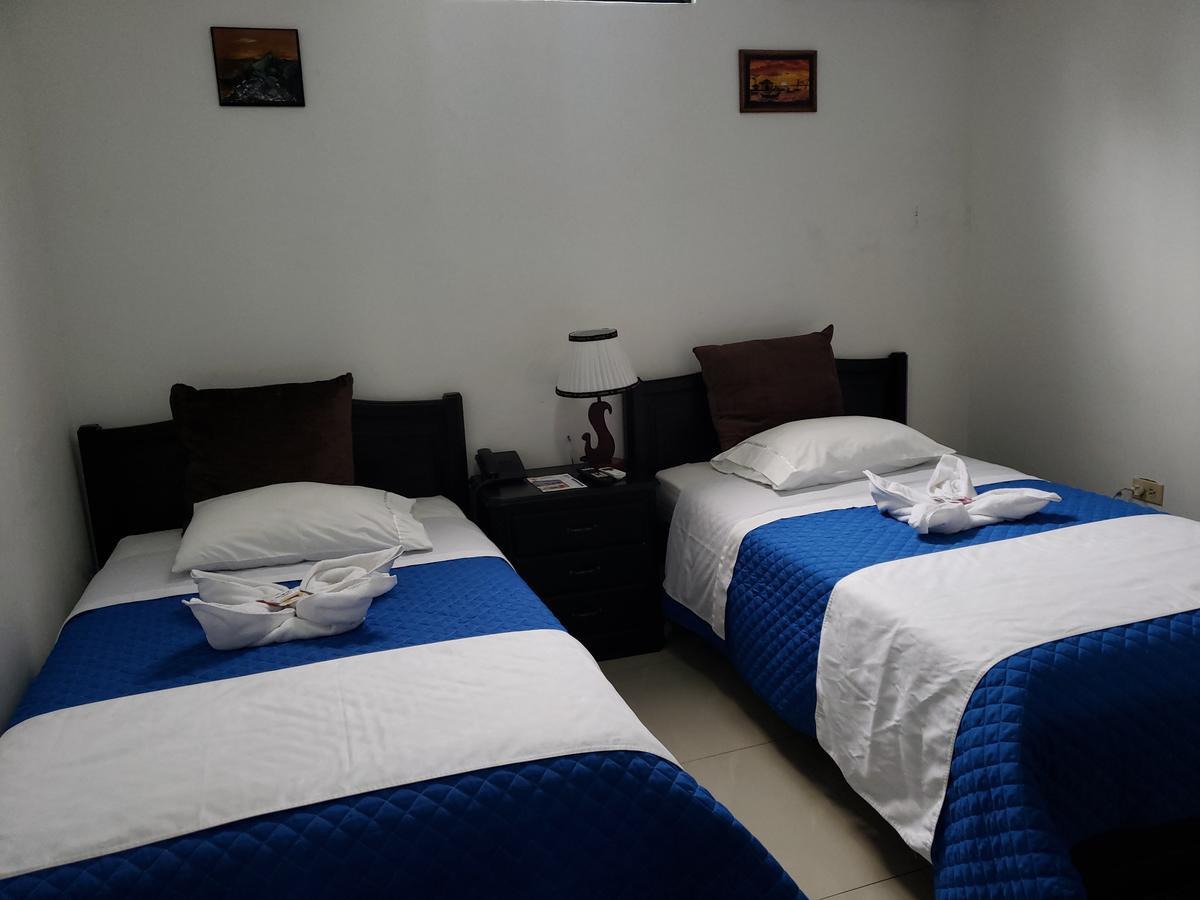 Hostal Cormorant Flightless Puerto Ayora (Galapagos Islands) Buitenkant foto