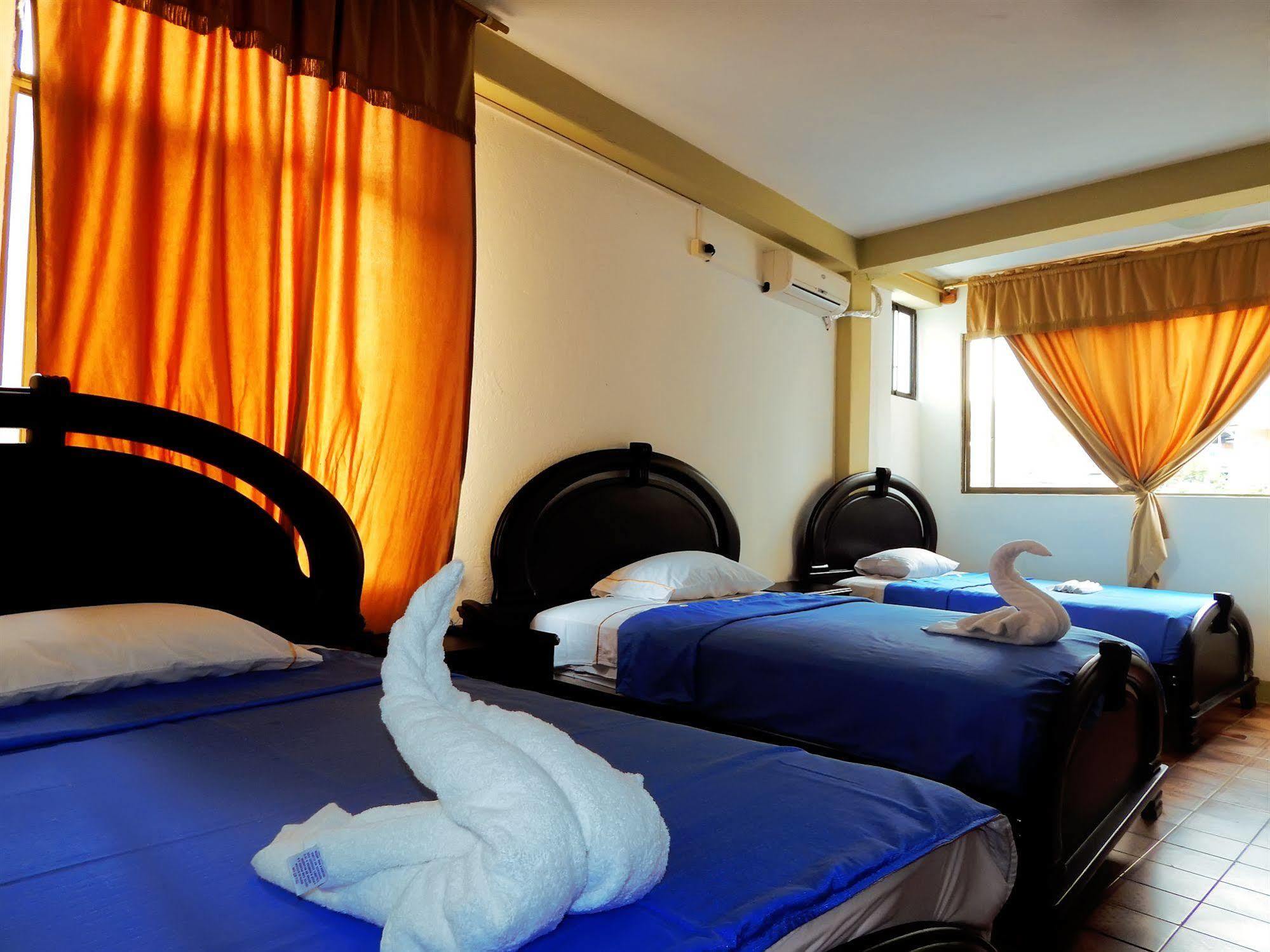 Hostal Cormorant Flightless Puerto Ayora (Galapagos Islands) Buitenkant foto
